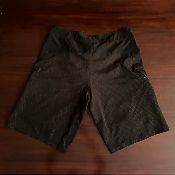 Molokai Surf Co. Men’s Board Shorts - Picture 2 of 5